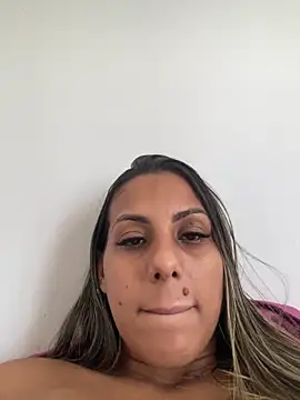 kifanyy online show from 5, 4, 2026