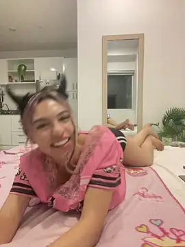 SweetCherry   online show from 4, 6, 2026