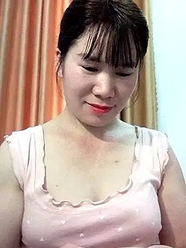 Snapshot of Bondgirl_9 chatting on 16, 5, 2026 Bondgirl 9 online show from 16, 5, 2026