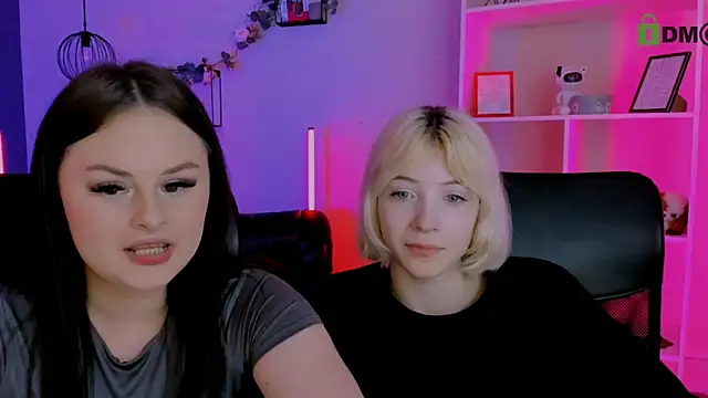 miss courtney  online show from 13, 4, 2026