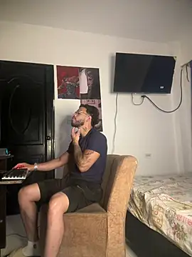 Kenny romano online show from 11, 4, 2026