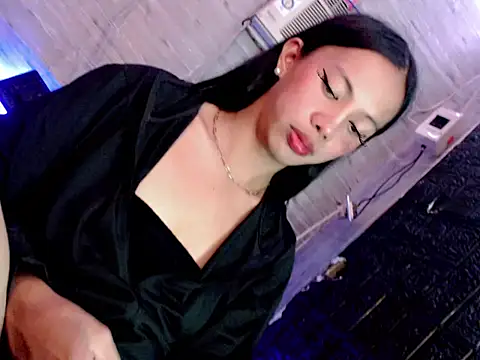 April Slut29 online show from 11, 4, 2026