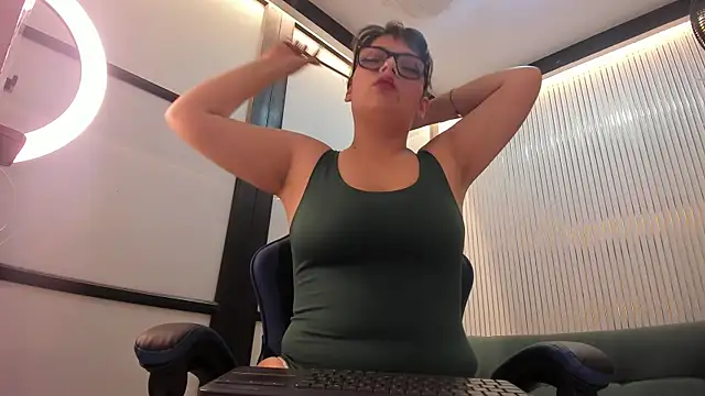 Snapshot of kittyBlossom_1 chatting on 24, 6, 2026 kittyBlossom 1 online show from 24, 6, 2026
