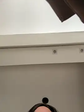 Geovana blan online show from 10, 4, 2026