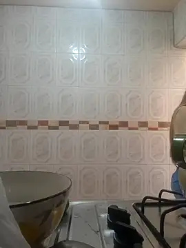 Caroline hernandes online show from 15, 3, 2026