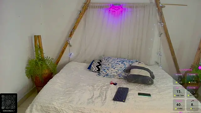 marianafoxx  online show from 25, 3, 2026