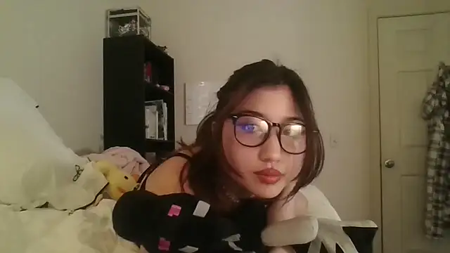 Silverbabyyy2007 online show from 28, 3, 2026