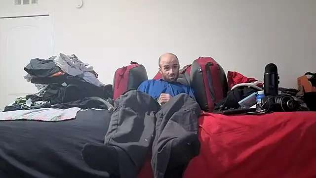 Snapshot of CirclingClass chatting on 24, 10, 2025 CirclingClass online show from 24, 10, 2025