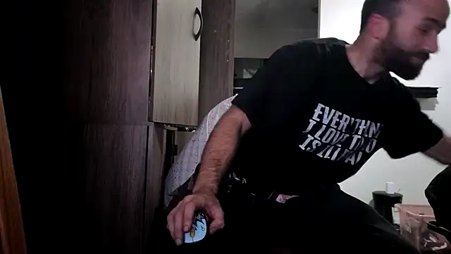 Snapshot of CirclingClass chatting on 14, 11, 2025 CirclingClass online show from 14, 11, 2025