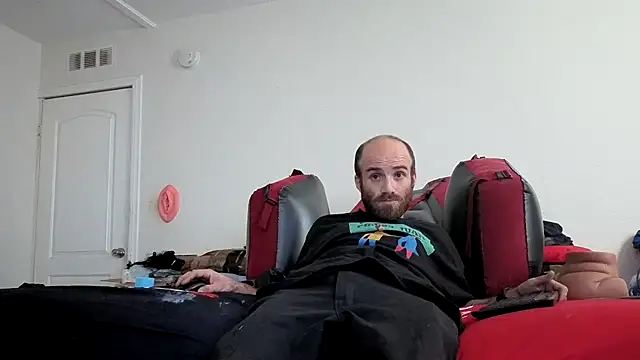 Snapshot of CirclingClass chatting on 26, 11, 2025 CirclingClass online show from 26, 11, 2025