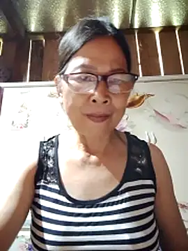 Snapshot of Sky-rain98 chatting on 28, 5, 2026 Sky-rain98 online show from 28, 5, 2026