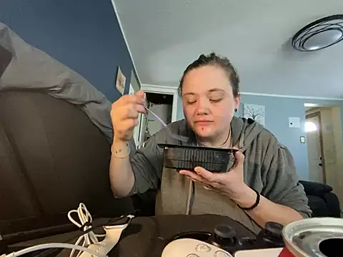 highimmaryjane online show from 10, 4, 2026