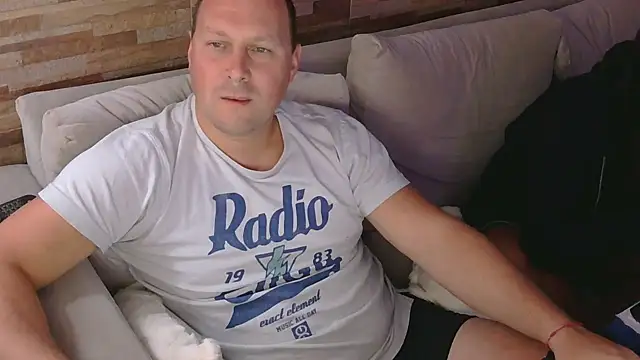 lustonfan online show from 13, 4, 2026