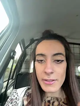 chiara-mario online show from 2, 4, 2026