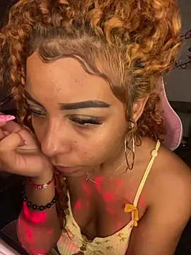 ThePrettyTiana online show from 18, 4, 2026