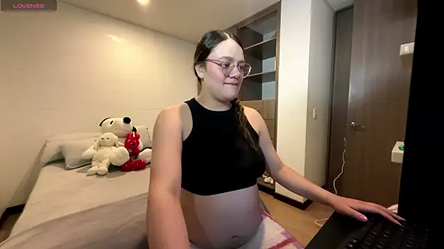 Snapshot of Sarahhh_0 chatting on 10, 7, 2026 Sarahhh 0 online show from 10, 7, 2026