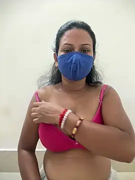 angelmoumita online show from 7, 4, 2026