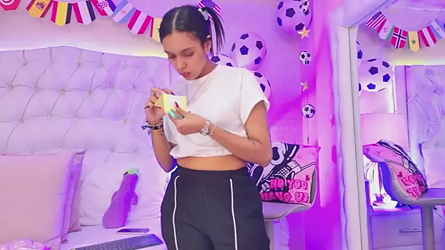 MeganRoseh online show from 15, 7, 2026