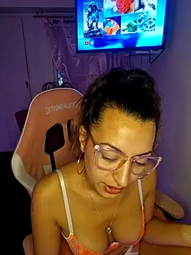 Amayasornistar online show from 5, 3, 2026