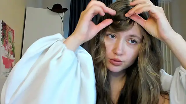 MaryannSofts online show from 23, 7, 2026