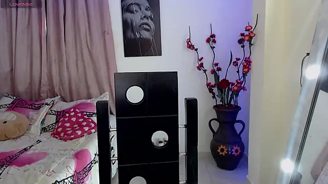 Candyy doll   online show from 8, 3, 2026