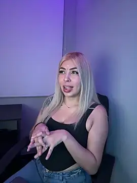 Megan sexrosse online show from 10, 3, 2026