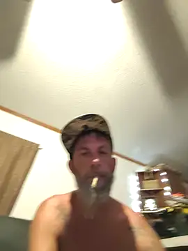 Hootie421 online show from 19, 4, 2026