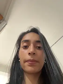 Snapshot of leilani_X chatting on 12, 5, 2026 leilani X online show from 12, 5, 2026
