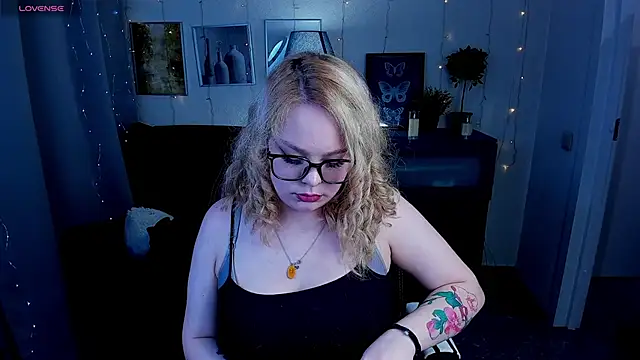 AmeliaMerris online show from 21, 4, 2026