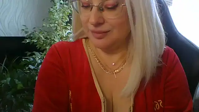 Snapshot of LianaSweetX chatting on 19, 3, 2026 LianaSweetX online show from 19, 3, 2026