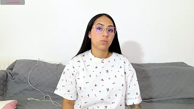 vanessaadol online show from 24, 6, 2026