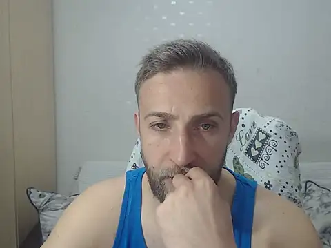 Snapshot of BlondEagleMuscle chatting on 23, 4, 2026 BlondEagleMuscle online show from 23, 4, 2026