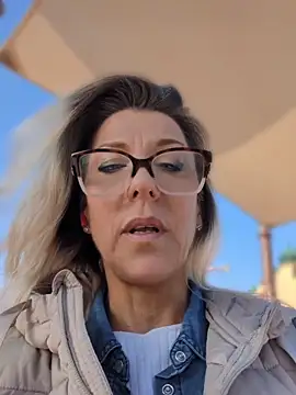 ManuelaX online show from 18, 3, 2026