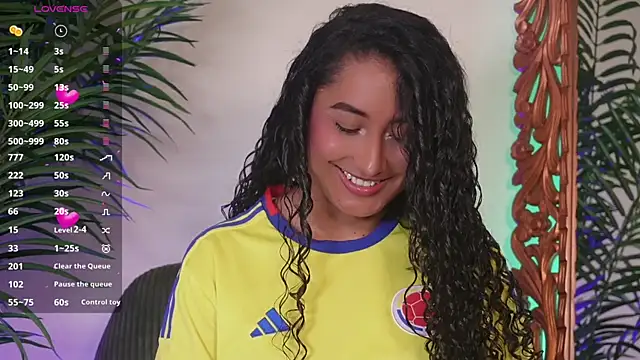 SoyJuliana 19 online show from 27, 6, 2026