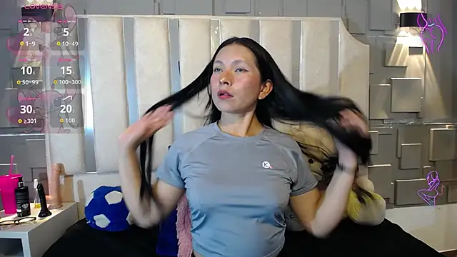 Chloe16  online show from 4, 4, 2026