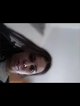 SaraRoushen online show from 10, 3, 2026