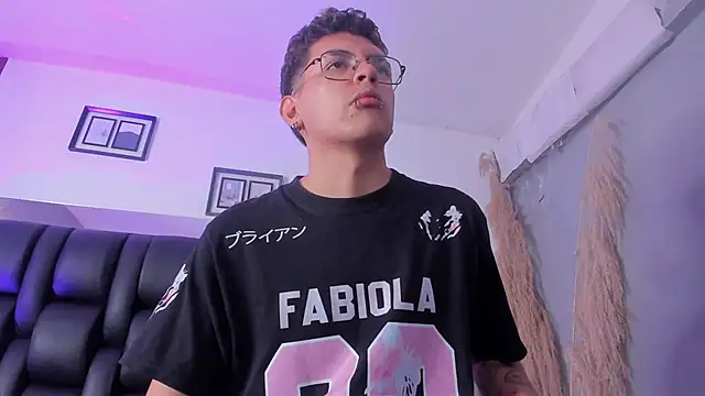 dalhia and hades online show from 16, 5, 2026