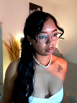 nathyjonees online show from 5, 6, 2026
