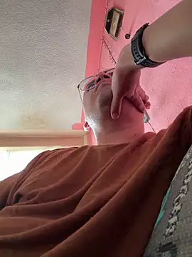 GoldenM95 online show from 9, 4, 2026