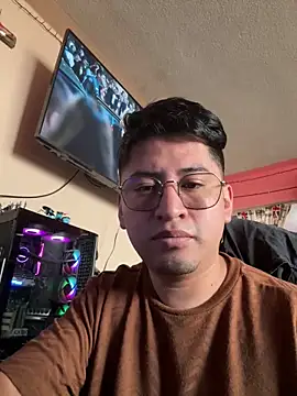 GoldenM95 online show from 9, 4, 2026