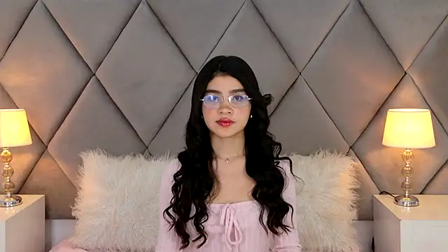 Snapshot of OliviaDiaz chatting on 26, 5, 2026 OliviaDiaz online show from 26, 5, 2026