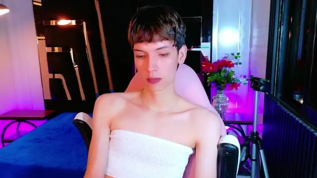 Snapshot of Stefany_PiInk chatting on 4, 5, 2026 Stefany PiInk online show from 4, 5, 2026