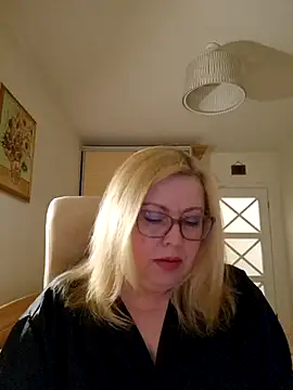 JanieLight53 online show from 11, 4, 2026