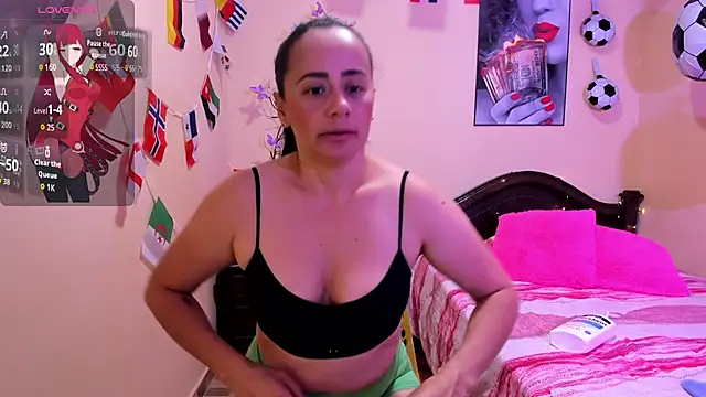 sara florez12 online show from 25, 6, 2026