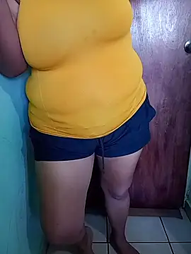 latina bigtitss online show from 12, 3, 2026