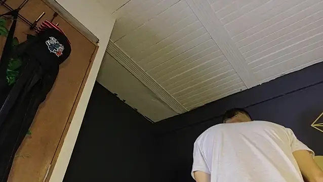 Adrian fire online show from 23, 4, 2026