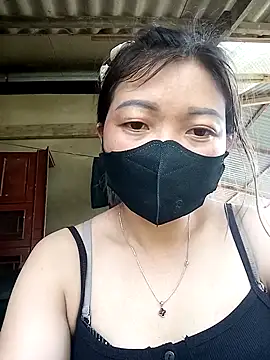 Bling-pusy online show from 6, 4, 2026