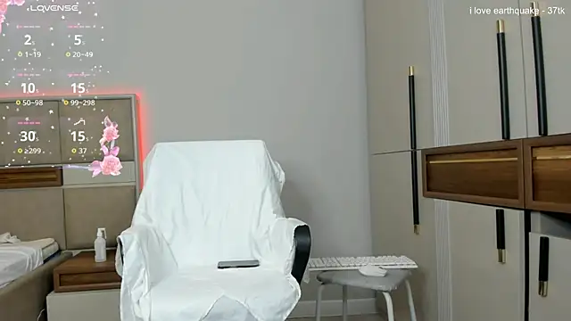 kasumikawa online show from 2, 4, 2026