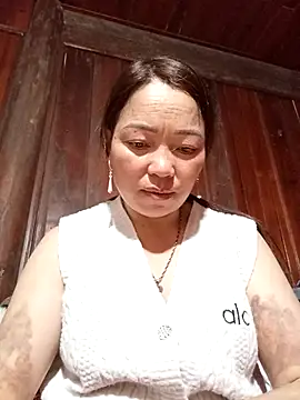 Yellow-pink online show from 3, 4, 2026