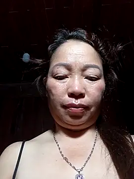 Snapshot of Yellow-pink chatting on 17, 6, 2026 Yellow-pink online show from 17, 6, 2026